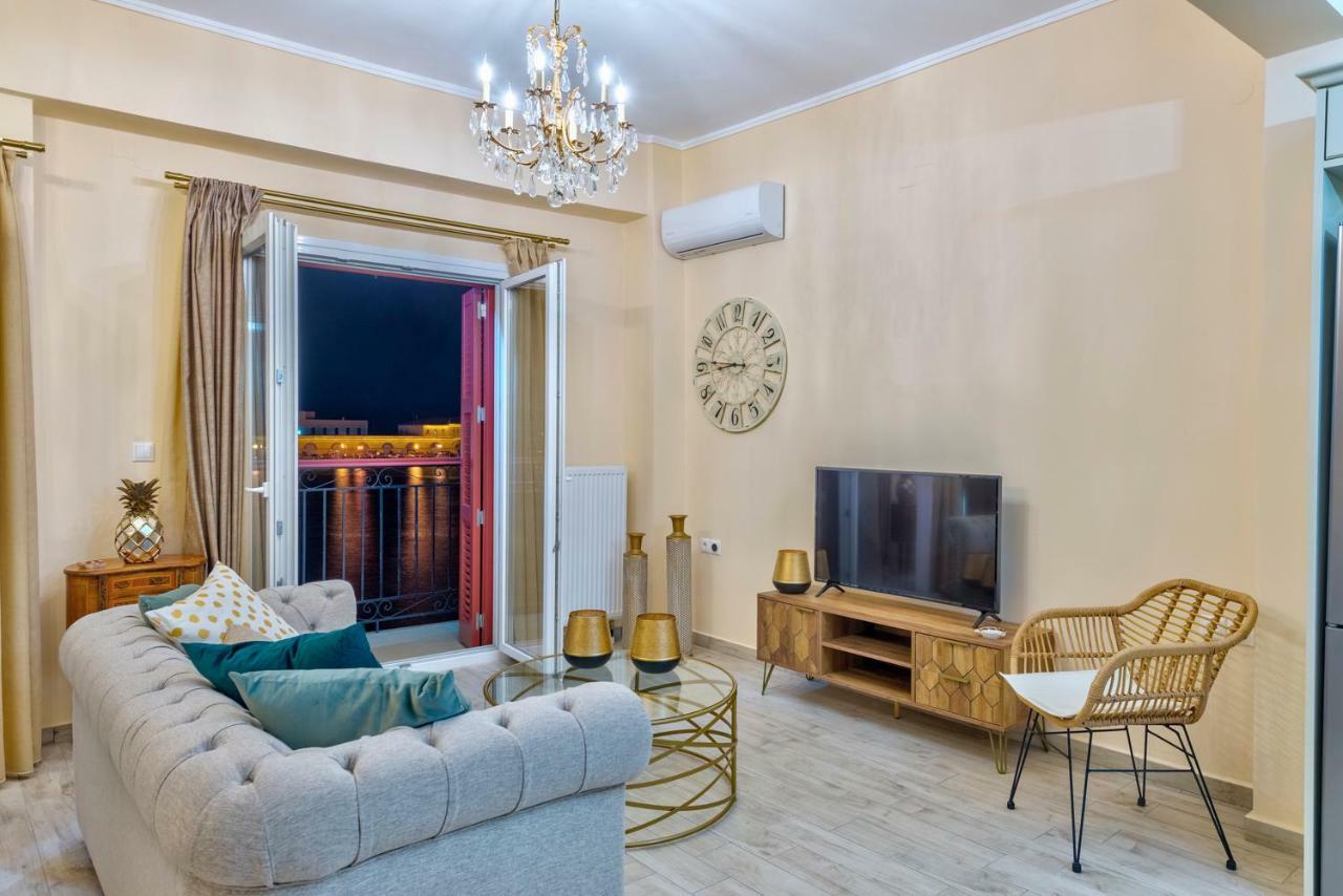 Anaria Gold Suite Ermoupoli Bagian luar foto