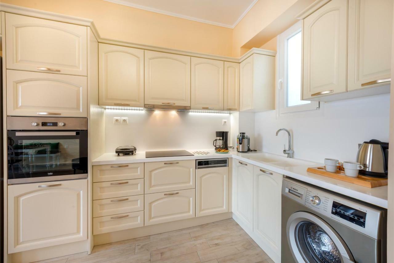 Anaria Gold Suite Ermoupoli Bagian luar foto