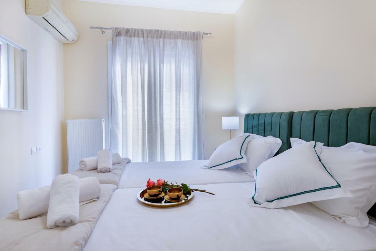 Anaria Gold Suite Ermoupoli Bagian luar foto